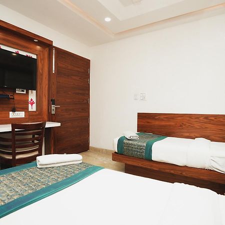 Hotel Kabir Palace Karol Bagh 新德里 外观 照片