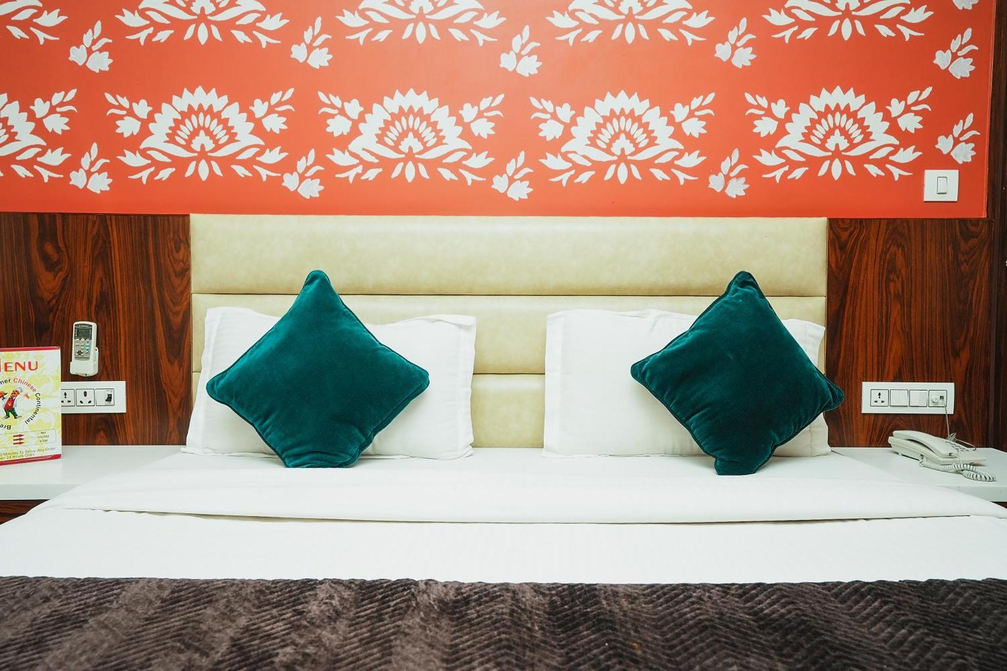 Hotel Kabir Palace Karol Bagh 新德里 外观 照片