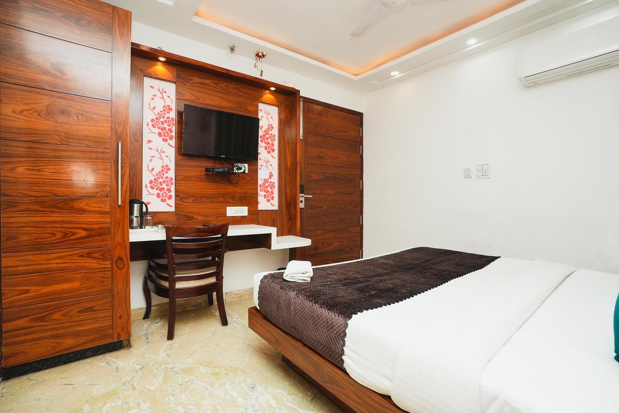 Hotel Kabir Palace Karol Bagh 新德里 外观 照片