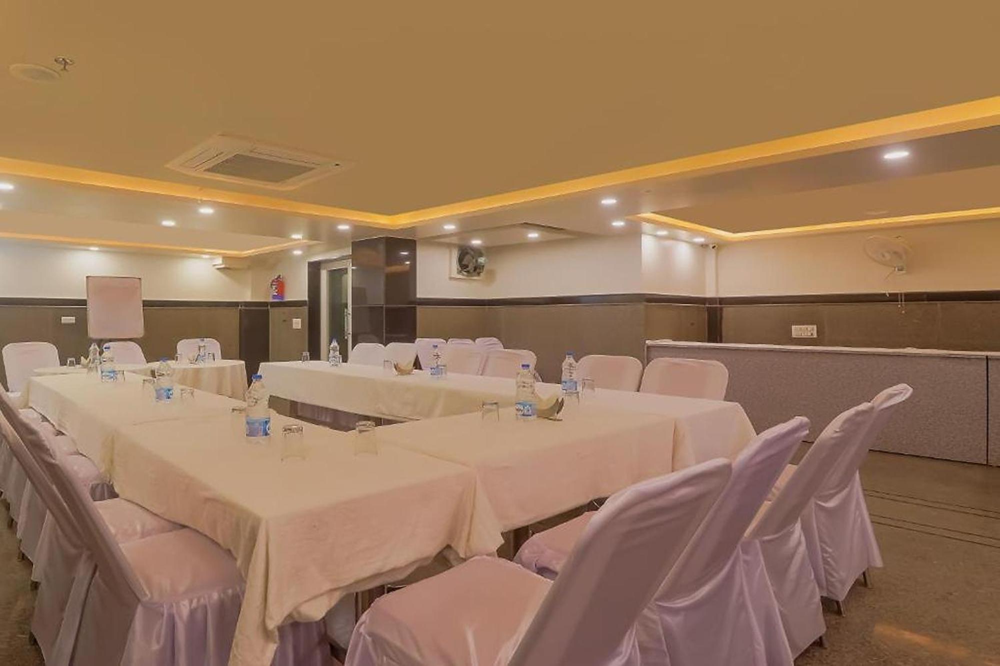 Hotel Kabir Palace Karol Bagh 新德里 外观 照片