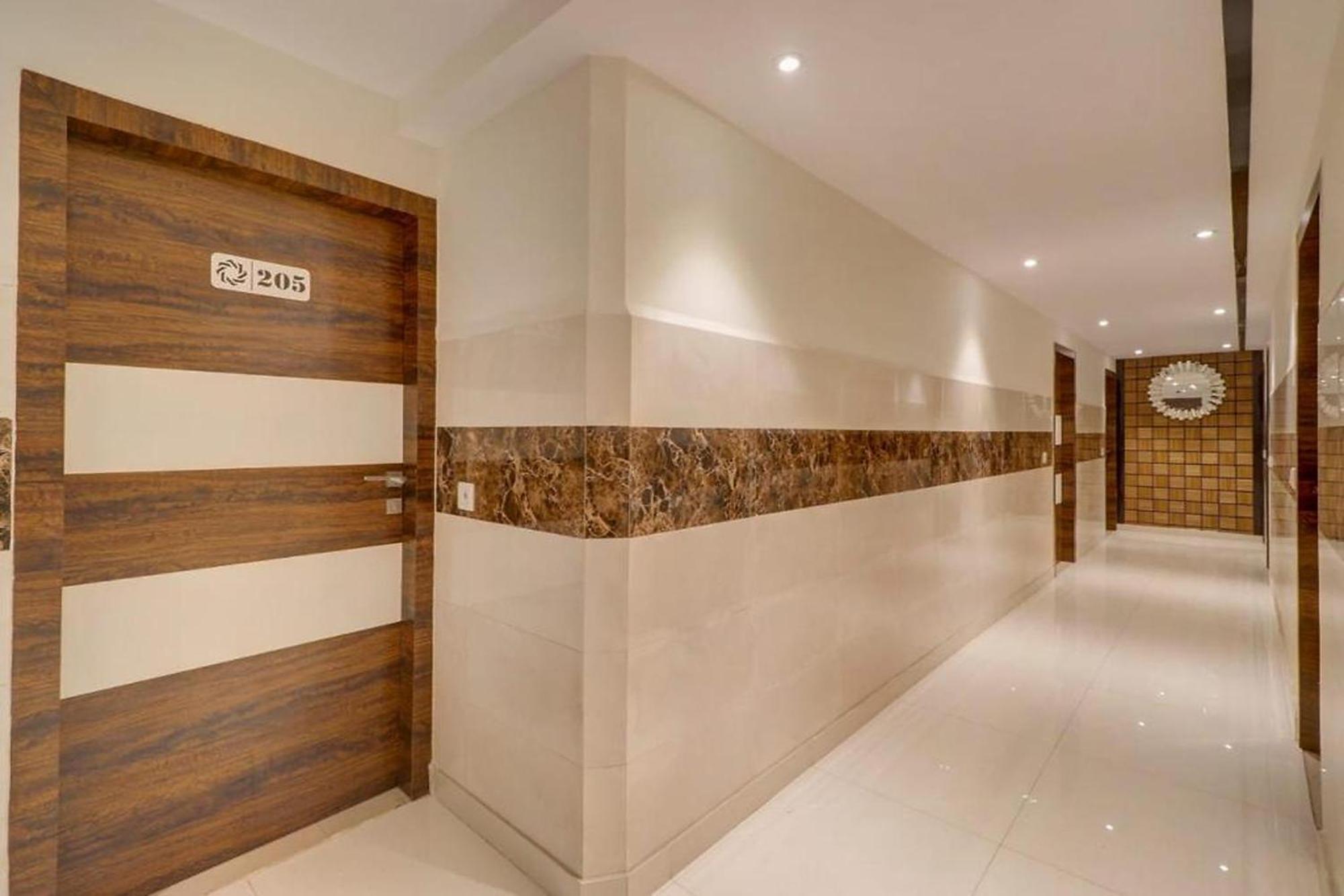 Hotel Kabir Palace Karol Bagh 新德里 外观 照片